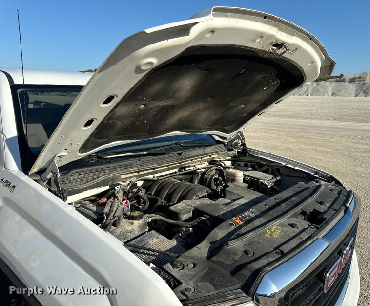 image for item OF9723 2019 GMC Sierra 1500 Double Cab pickup truck