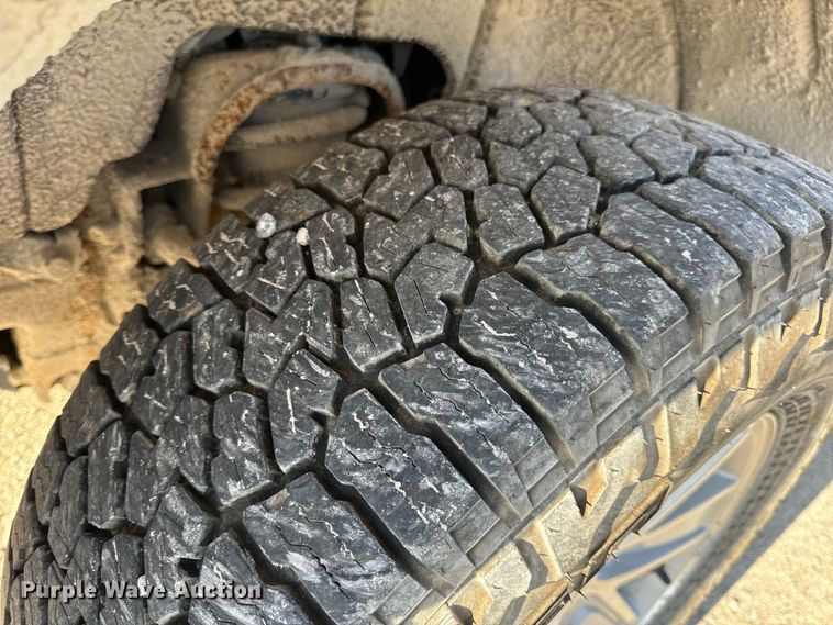 image for item OF9723 2019 GMC Sierra 1500 Double Cab pickup truck