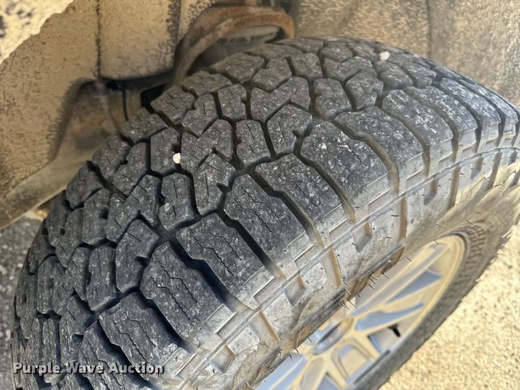 image for item OF9723 2019 GMC Sierra 1500 Double Cab pickup truck