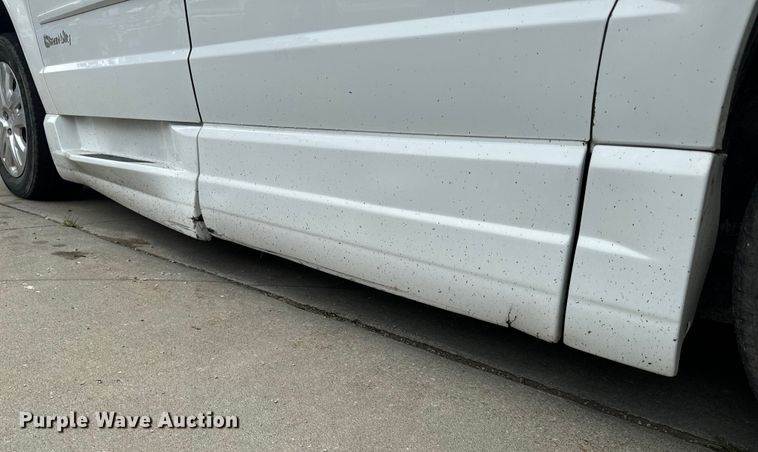 image for item OF9732 2017 Braun Ability Grand Caravan handicap accessible van