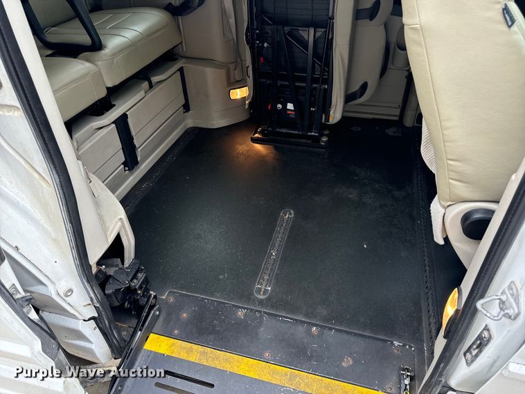 image for item OF9732 2017 Braun Ability Grand Caravan handicap accessible van