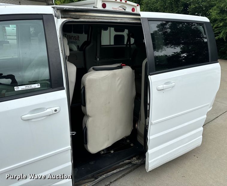 image for item OF9732 2017 Braun Ability Grand Caravan handicap accessible van