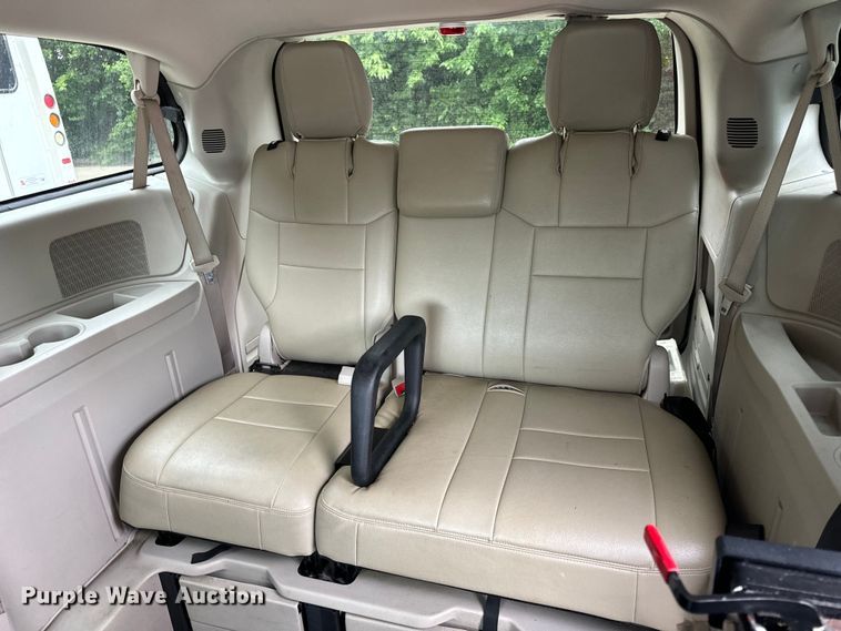 image for item OF9732 2017 Braun Ability Grand Caravan handicap accessible van