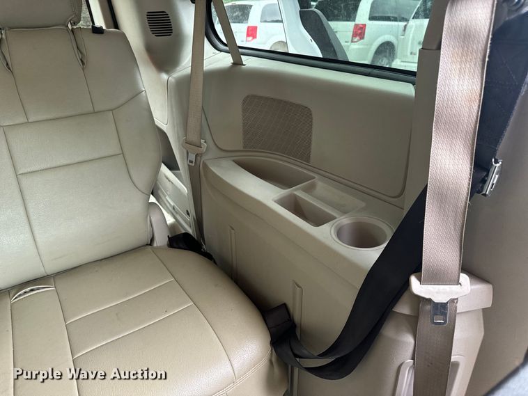 image for item OF9732 2017 Braun Ability Grand Caravan handicap accessible van