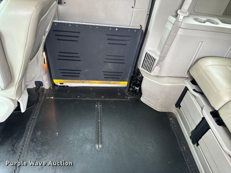 image for item OF9732 2017 Braun Ability Grand Caravan handicap accessible van