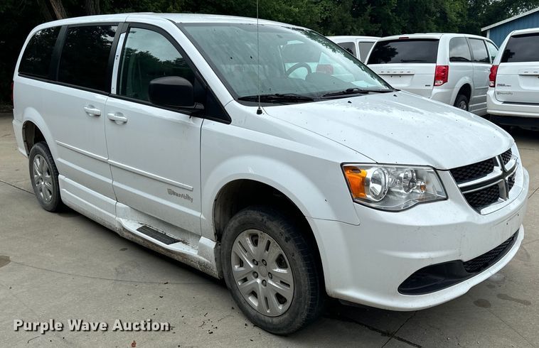 image for item OF9733 2017 Dodge Grand Caravan handicap accessible van