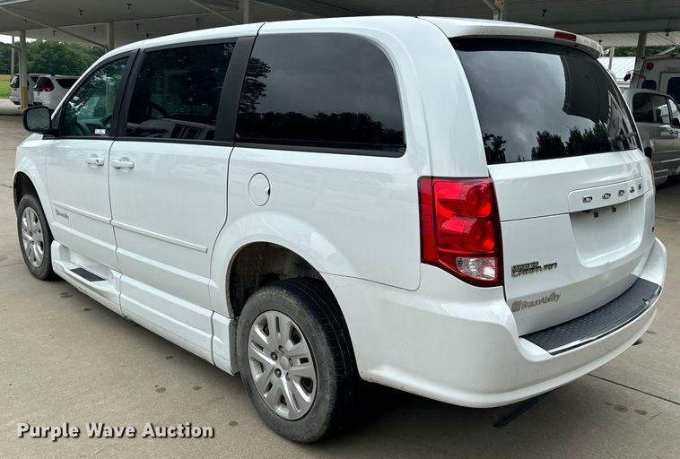 image for item OF9733 2017 Dodge Grand Caravan handicap accessible van