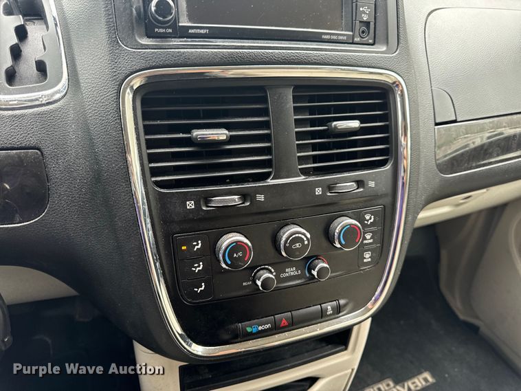 image for item OF9733 2017 Dodge Grand Caravan handicap accessible van