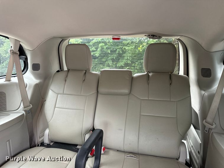 image for item OF9733 2017 Dodge Grand Caravan handicap accessible van