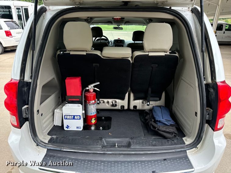 image for item OF9733 2017 Dodge Grand Caravan handicap accessible van