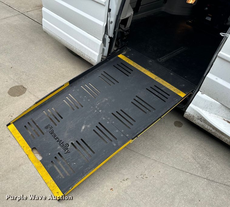 image for item OF9733 2017 Dodge Grand Caravan handicap accessible van