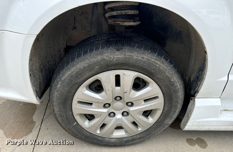 image for item OF9733 2017 Dodge Grand Caravan handicap accessible van