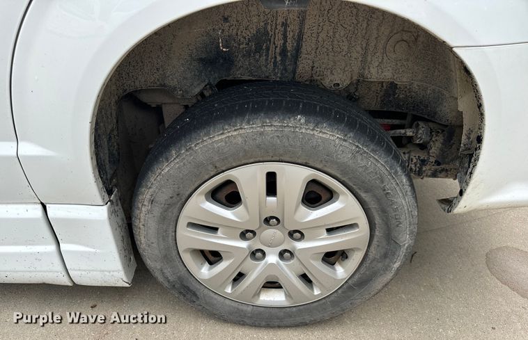 image for item OF9733 2017 Dodge Grand Caravan handicap accessible van