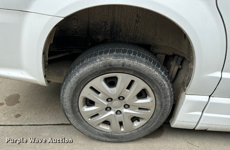 image for item OF9733 2017 Dodge Grand Caravan handicap accessible van