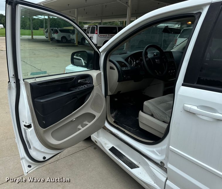 image for item OF9734 2017 Braun Ability Grand Caravan handicap accessible van