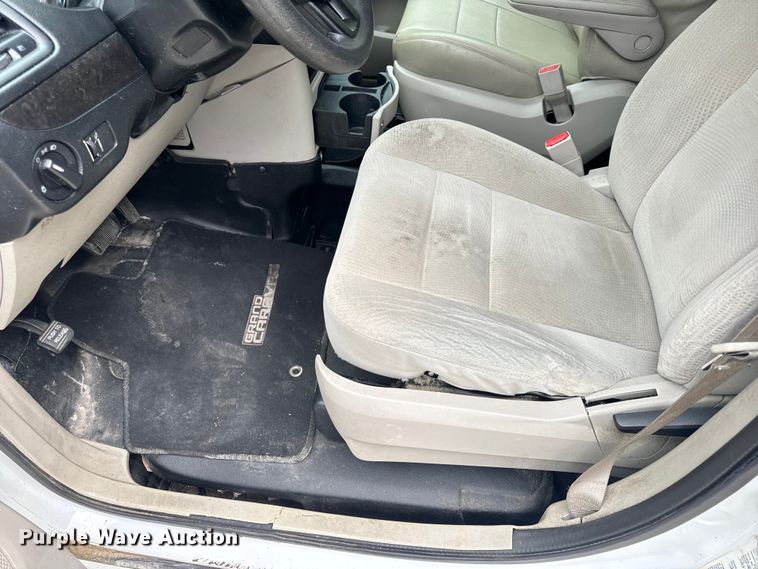 image for item OF9734 2017 Braun Ability Grand Caravan handicap accessible van