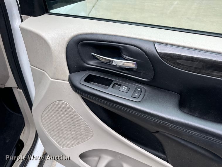 image for item OF9734 2017 Braun Ability Grand Caravan handicap accessible van