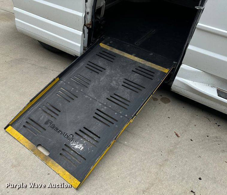 image for item OF9734 2017 Braun Ability Grand Caravan handicap accessible van