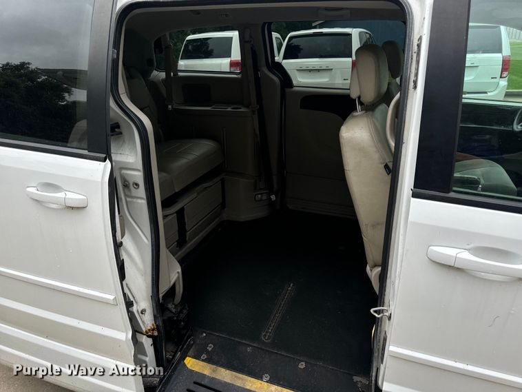 image for item OF9734 2017 Braun Ability Grand Caravan handicap accessible van