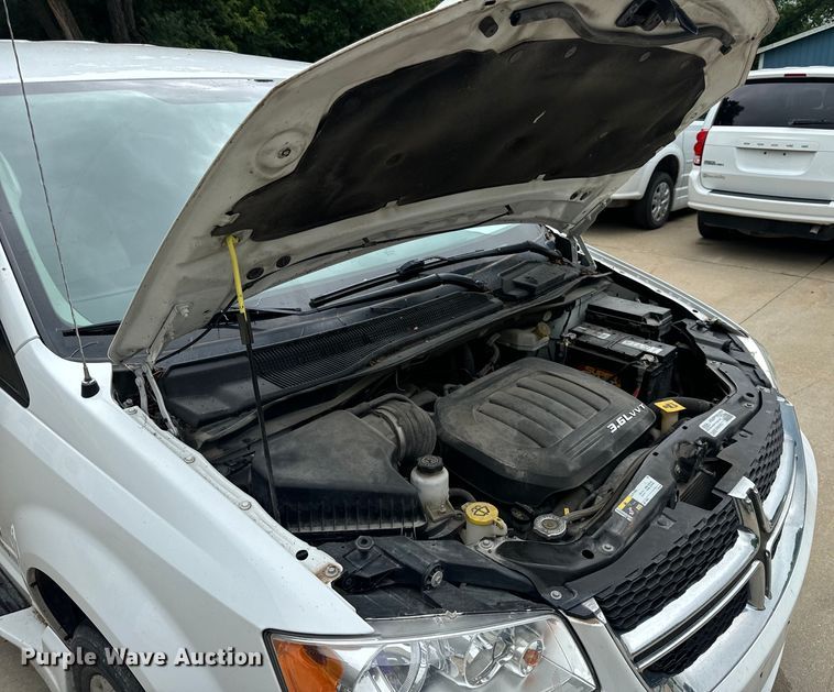 image for item OF9734 2017 Braun Ability Grand Caravan handicap accessible van