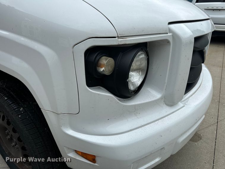 image for item OF9735 2016 Mobility Ventures MV-1 handicap accessible van