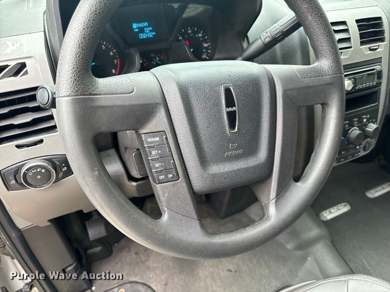 image for item OF9735 2016 Mobility Ventures MV-1 handicap accessible van