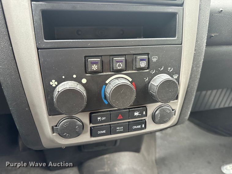 image for item OF9735 2016 Mobility Ventures MV-1 handicap accessible van