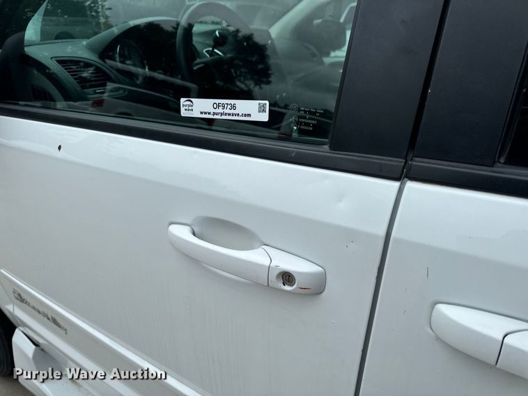 image for item OF9736 2015 Dodge  Grand Caravan handicap accessible van