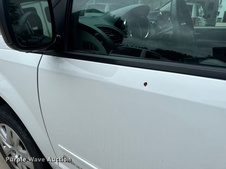 image for item OF9736 2015 Dodge  Grand Caravan handicap accessible van