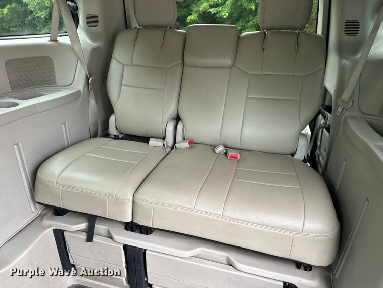 image for item OF9736 2015 Dodge  Grand Caravan handicap accessible van