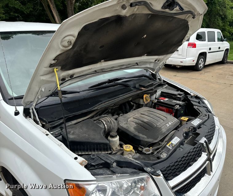 image for item OF9736 2015 Dodge  Grand Caravan handicap accessible van