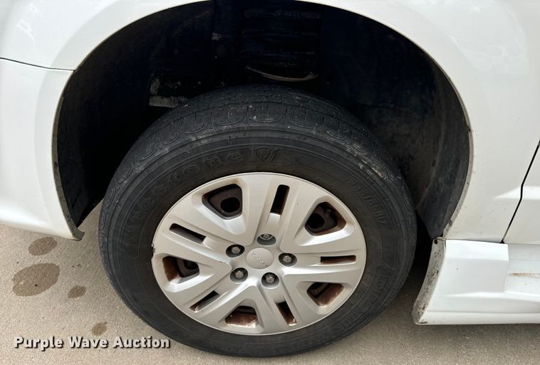 image for item OF9736 2015 Dodge  Grand Caravan handicap accessible van