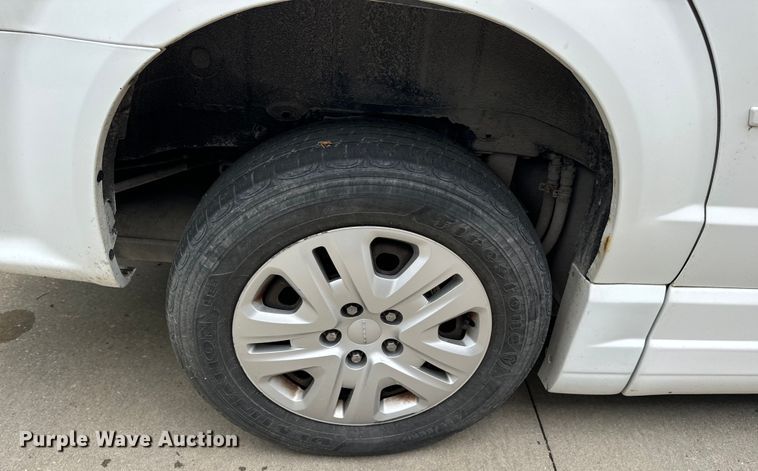 image for item OF9736 2015 Dodge  Grand Caravan handicap accessible van