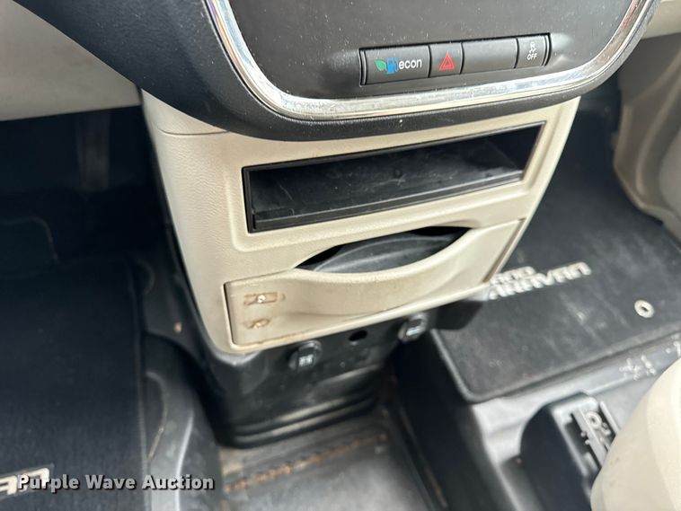 image for item OF9737 2015 Dodge Grand Caravan handicap accessible van
