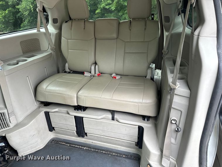 image for item OF9738 2015 Dodge Grand Caravan  handicap accessible van