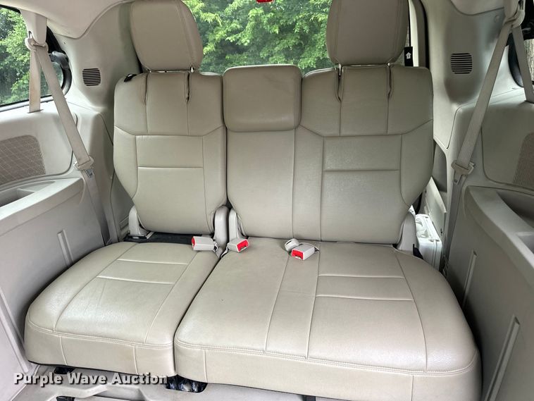 image for item OF9738 2015 Dodge Grand Caravan  handicap accessible van