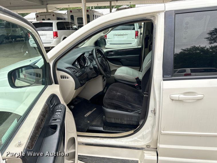 image for item OF9739 2011 Dodge  Grand Caravan handicap accessible van