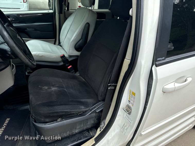 image for item OF9739 2011 Dodge  Grand Caravan handicap accessible van