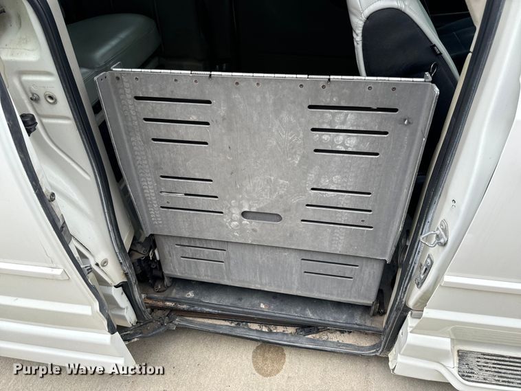 image for item OF9739 2011 Dodge  Grand Caravan handicap accessible van