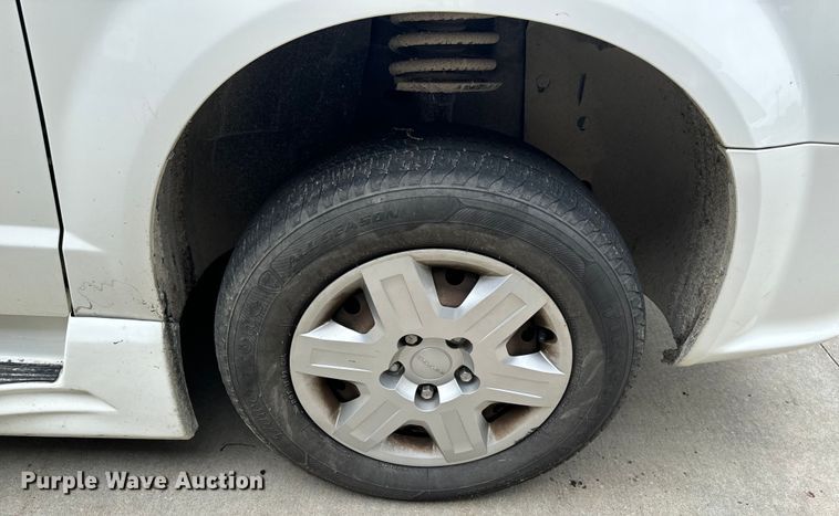 image for item OF9739 2011 Dodge  Grand Caravan handicap accessible van