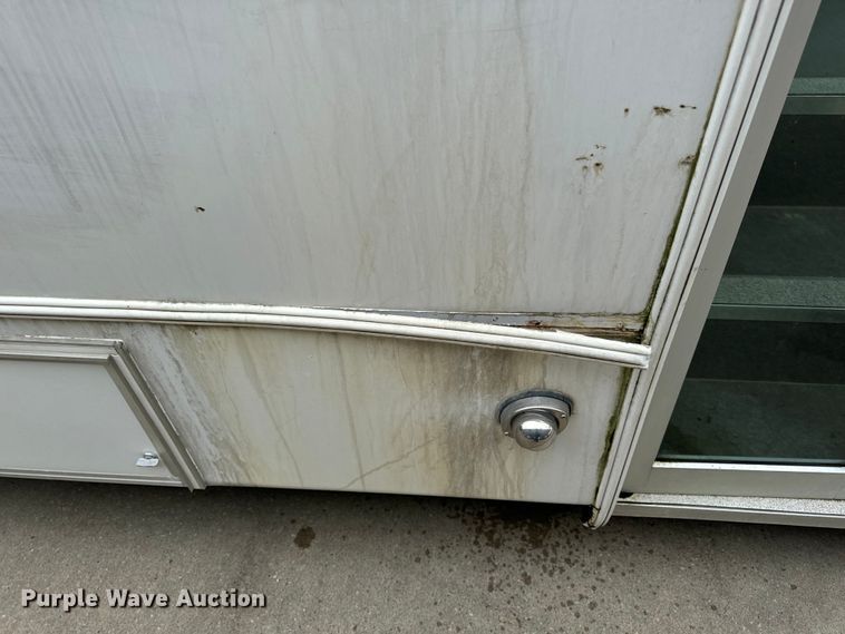 image for item OF9741 2011 Ford E450 Super Duty shuttle bus