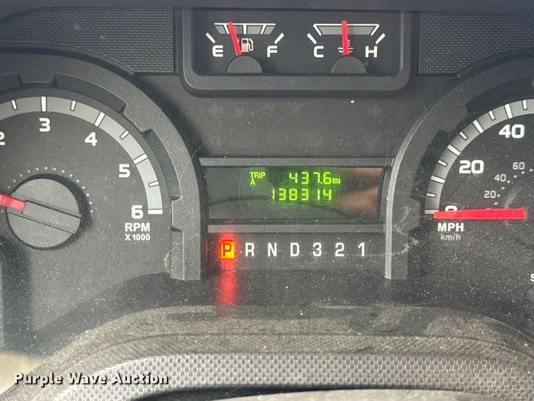 image for item OF9741 2011 Ford E450 Super Duty shuttle bus