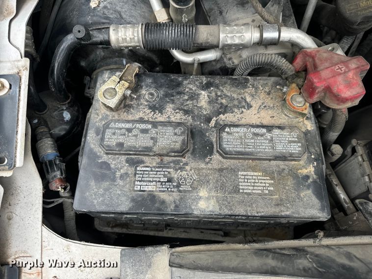 image for item OF9741 2011 Ford E450 Super Duty shuttle bus