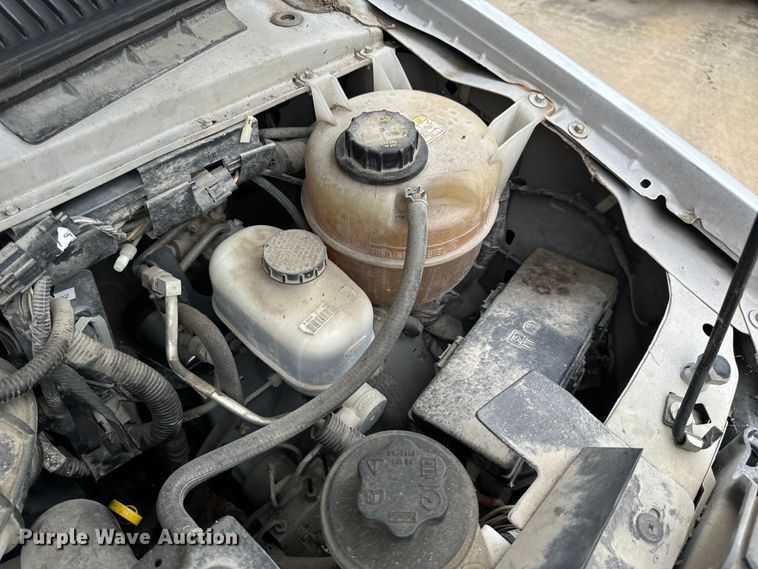 image for item OF9741 2011 Ford E450 Super Duty shuttle bus