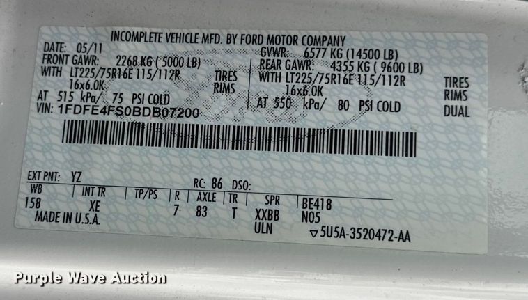 image for item OF9741 2011 Ford E450 Super Duty shuttle bus