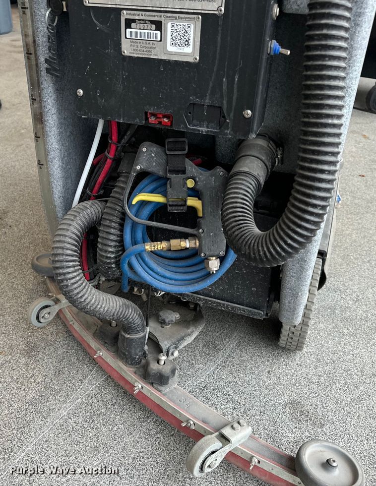 image for item OF9777 Tomcat MicroMag floor scrubber