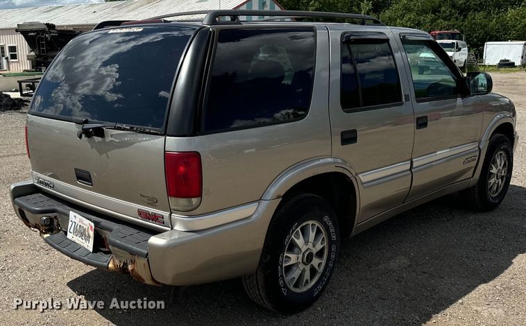 image for item OG9563 2000 GMC Jimmy SUV