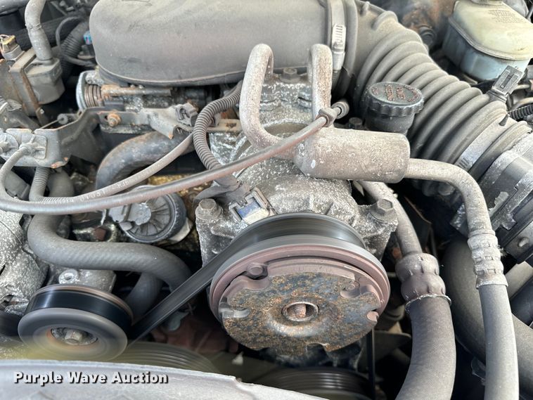 image for item OG9563 2000 GMC Jimmy SUV