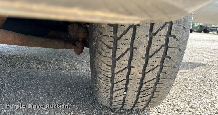 image for item OG9563 2000 GMC Jimmy SUV