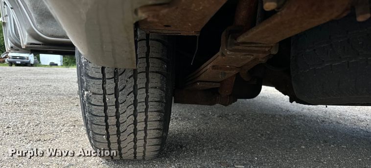 image for item OG9563 2000 GMC Jimmy SUV